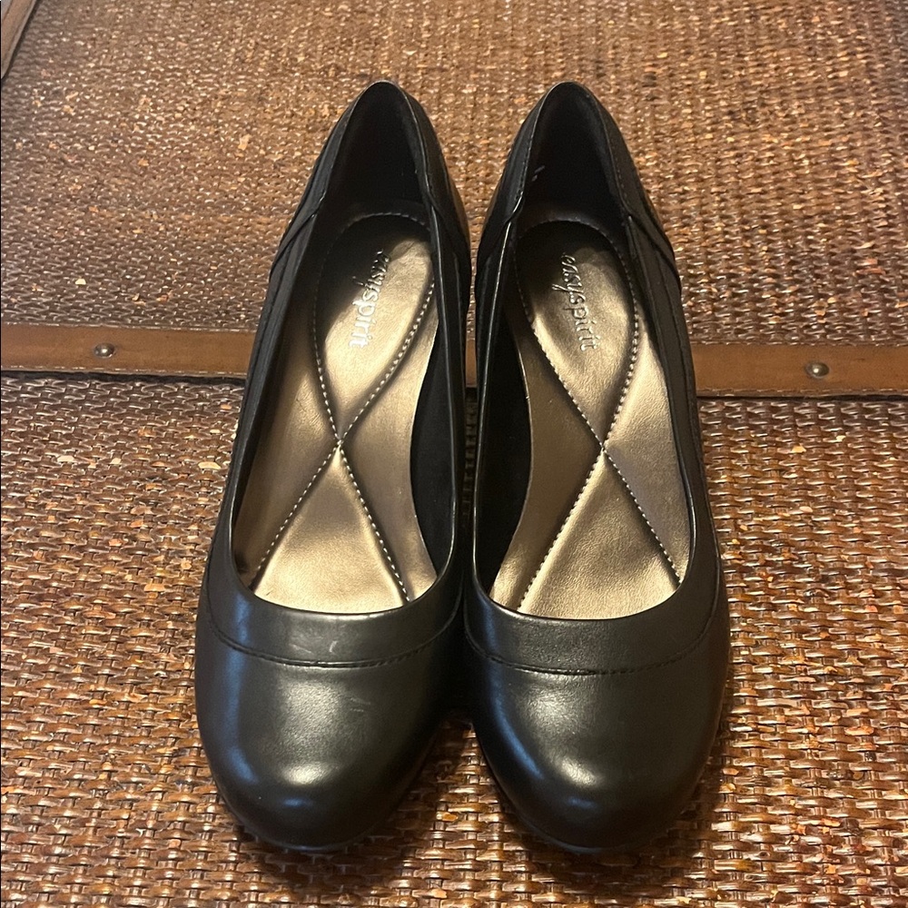 Easy Spirit Black Heels